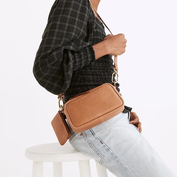 Madewell Leather Carabiner Mini Crossbody Bag & Mini Pouch set - Picture 2 of 8